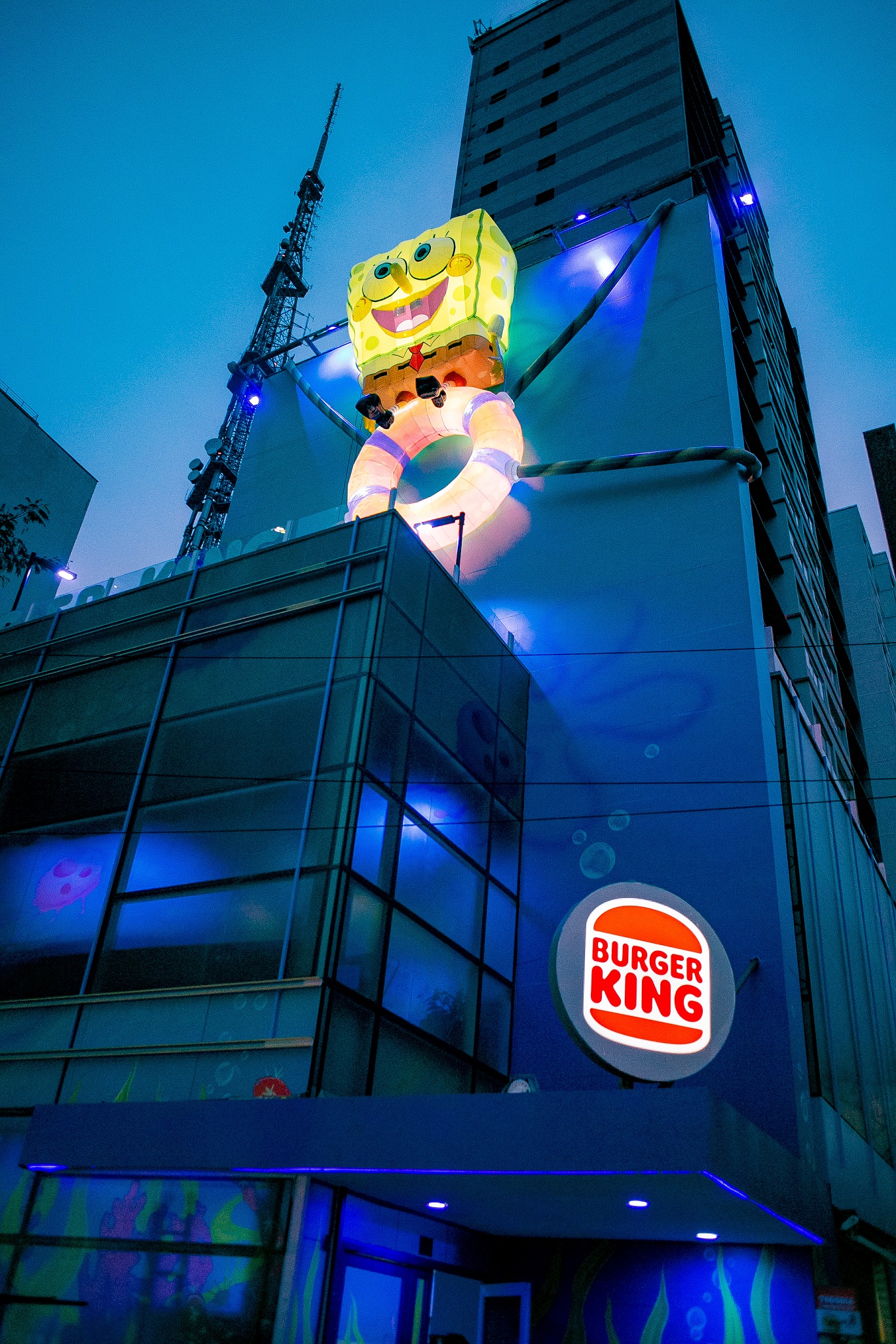 Burger King lança loja temática do Bob Esponja na Avenida Paulista