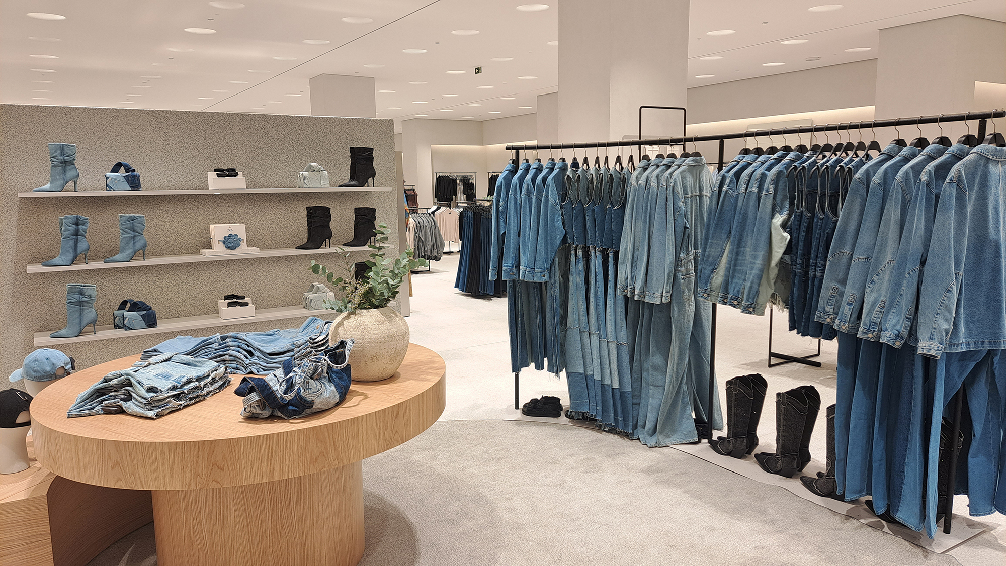 CONSUMO: Zara inaugura loja de 2 mil metros com novo conceito em