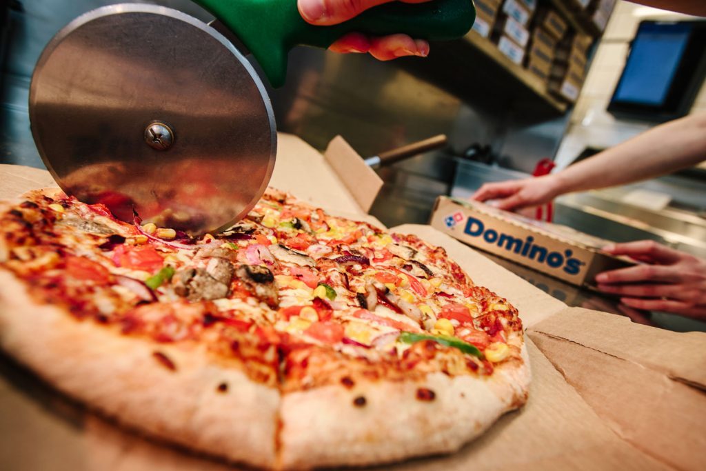 Domino's testa novos horários de funcionamento para atender demandas do consumidor