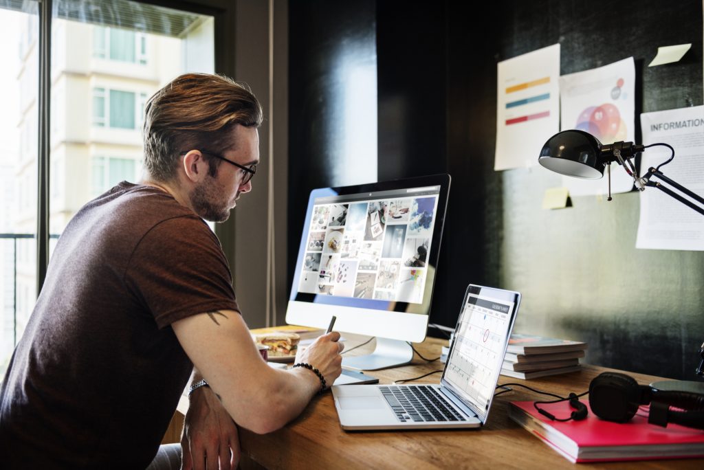 O futuro do home office: tendência passageira ou nova realidade?