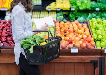 Inflação da comida em casa cai 0,2% em novembro, sexto recuo seguido
