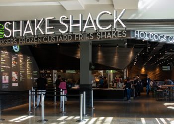 Shake Shack planeja oito novos drive-thrus nos Estados Unidos até 2022