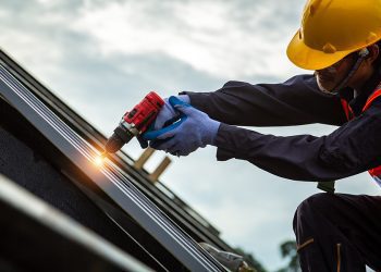 Outubro tem 400 mil novas vagas de emprego; é o 4⁰ mês positivo seguido