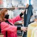 Consumidor pretende comprar e gastar menos neste fim de ano, aponta pesquisa
