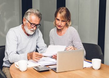Busca do consumidor por crédito sobe em 4,5% em outubro, diz Serasa Experian