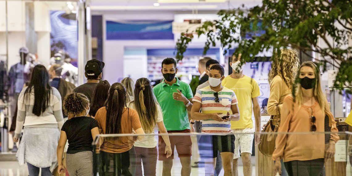 Com menos restrições, shoppings esperam alta de 370% nas vendas de Dia das Mães