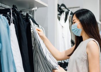 Aproximação do Natal movimenta vendas no varejo de moda, diz associação