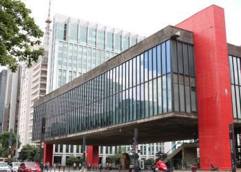 Não é só Magalu: Avenida Paulista volta a atrair varejo popular
