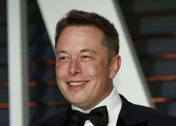 Elon Musk ultrapassa Jeff Bezos e se torna a pessoa mais rica do mundo