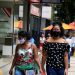 Confiança do comércio recua 0,9 ponto em janeiro, a quarta queda consecutiva