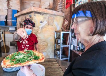 Delivery e take away passaram ser usados por 86% dos restaurantes do Rio