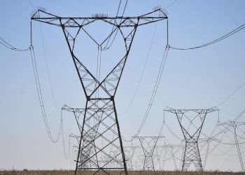 Com alta da energia, mercado já projeta inflação de até 6,7% no ano