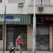 Nova onda de Covid-19 interrompe retomada de pequena empresa, aponta estudo