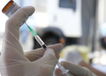 Pague Menos começa a oferecer vacina contra a gripe em lojas