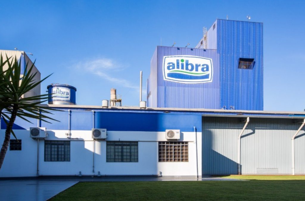 Para fortalecer a presença no foodservice, Axxon compra a fabricante de alimentos Alibra