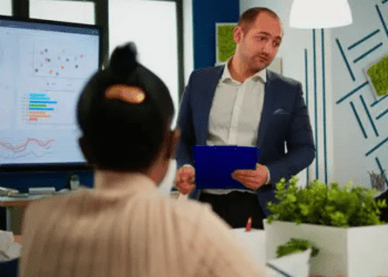 Estratégicas para o país, micro e pequenas apresentam falta de maturidade digital