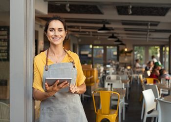 Mesmo com início de recuperação, resultados do foodservice seguem bem abaixo dos níveis pré-pandemia