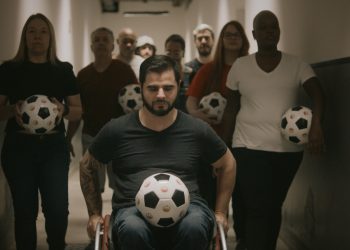 Amstel debate estereótipos do futebol e apoia inclusão no esporte
