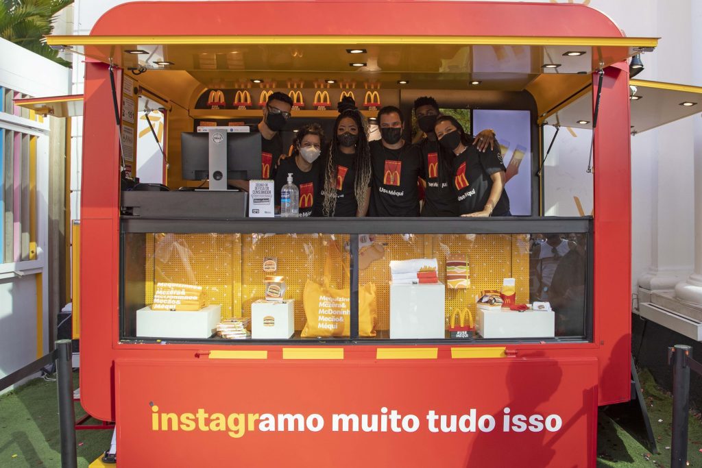 "Méqui" lança pop up store na Avenida Paulista e dentro do site Magalu