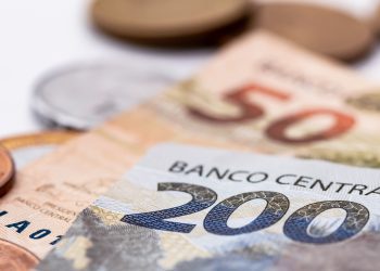 Copom mantém juros básicos da economia em 15% ao ano