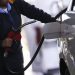 Vilões da inflação em 2021, combustíveis devem se manter estáveis este ano