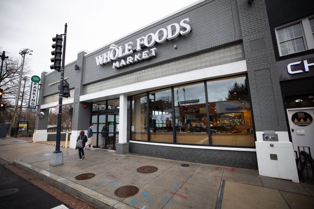 Whole Foods inaugura supermercado sem caixas com tecnologia da Amazon