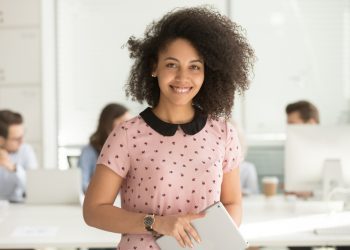Visa anuncia programa de estágio exclusivo para estudantes de graduação negros