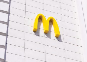 McDonald's fecha 850 restaurantes na Rússia temporariamente