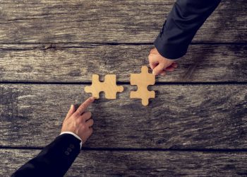 Fusões e aquisições voltam a se aquecer no Brasil após queda no 1º trimestre