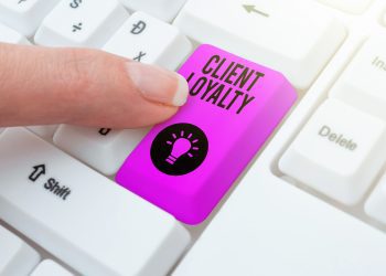Programas de fidelidade que permitem não só coletar dados dos consumidores, mas também alavancam o engajamento com os consumidores.