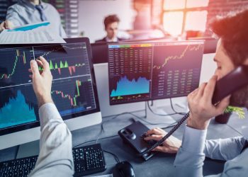 Lucro das empresas cresce 235% e salta para R$ 228 bilhões em 2021