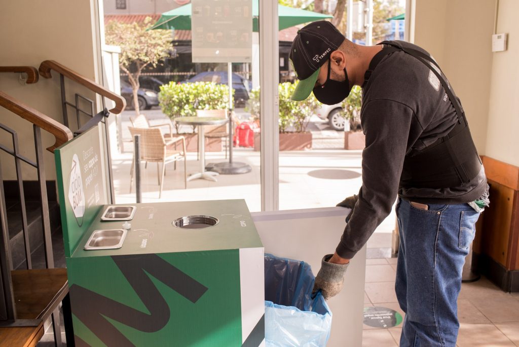 Starbucks Brasil lança iniciativa de reciclagem de copos descartáveis