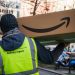 Trabalhadores da Amazon em NY rejeitam sindicato em reversão após vitória