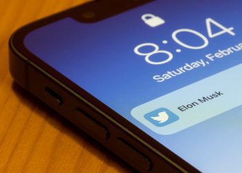 Twitter diz estar comprometido a concluir acordo com Musk o mais rápido possível