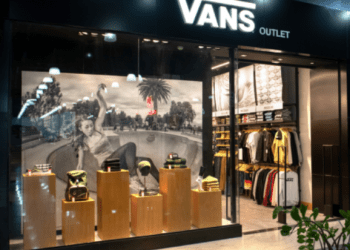 Vans segue plano de expansão e inaugura primeiro outlet em Minas Gerais
