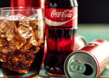 Coca-Cola vai lançar produto feito com açúcar de cana nos EUA após pedido de Trump