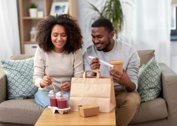 A nova era dos aplicativos delivery de alimentação
