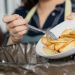 Mais de 60% dos restaurantes geram sobras de alimentos, mas só 37% fazem doações