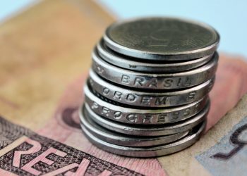 Temos grande chance de obter pouso suave na economia em 2025, diz presidente da Febraban