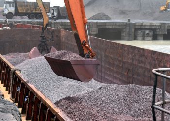 Mineradora Rio Tinto alerta para riscos macroeconômicos à demanda global por commodities