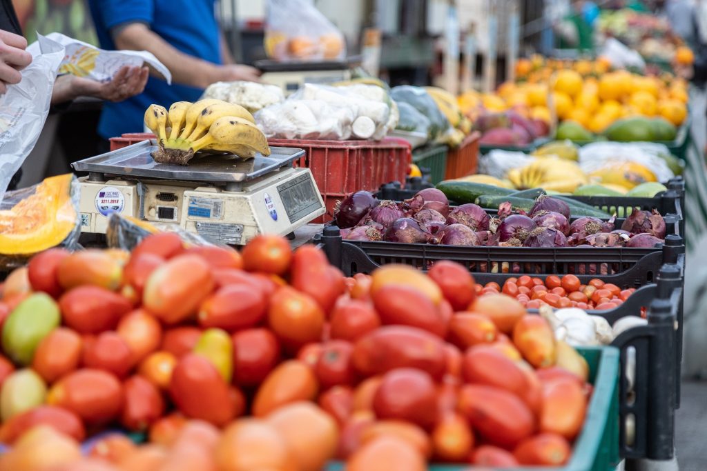 Bloqueios nas estradas têm impacto no abastecimento de supermercados e restaurantes