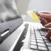 Transações online dos brasileiros cresce 20% em 2022, aponta Visa