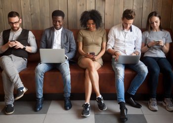 Investir no digital para ganhar o bairro ou ganhar o mundo?