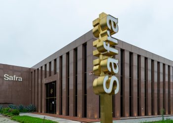 Safra vence disputa e paga R$ 1 bi pelo banco Alfa, de antigos donos do banco Real