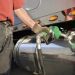 Preço do diesel volta a cair nos postos brasileiros e fica abaixo de R$ 7