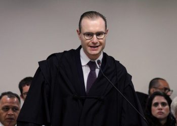 Americanas contrata Cristiano Zanin, advogado que defendeu Lula na Lava Jato - Crédito: Reprodução TRF4