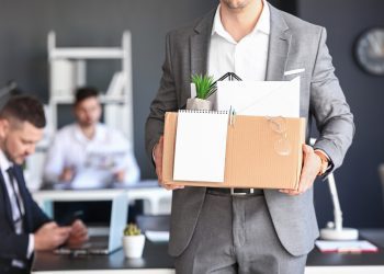 Crise nas big techs: onda de demissões em massa continua