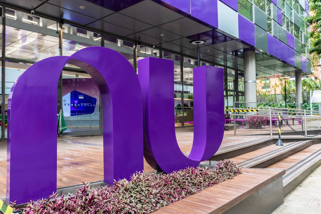 Nubank investe R$ 800 milhões para testar produtos de crédito no México