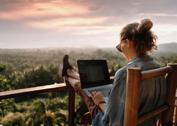 Trabalho remoto será mantido ou até mesmo ampliado em 2023