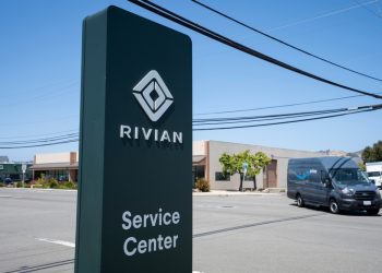 amazon-e-rivian-renegociam-acordo-de-exclusividade-de-compra-de-vans-eletricas